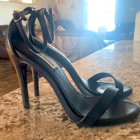 Steve Madden heels - Picture 3 of 3